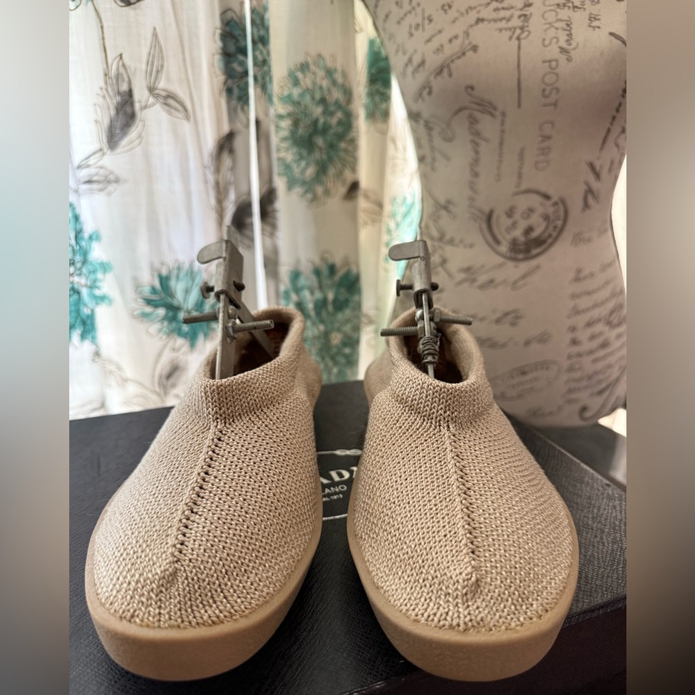 Arcopedico sweater shoes size 40 US 7